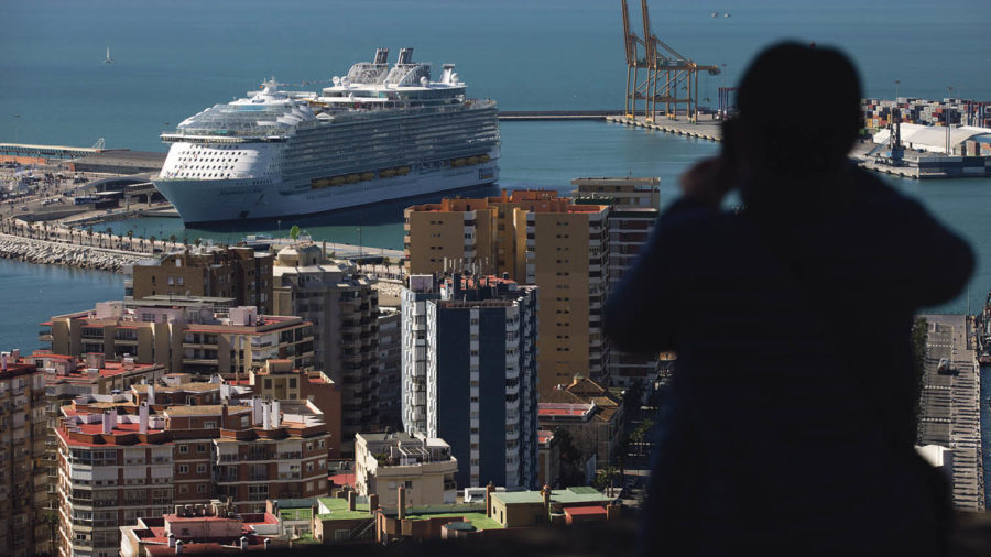 can-megaships-save-the-global-cruise-industry