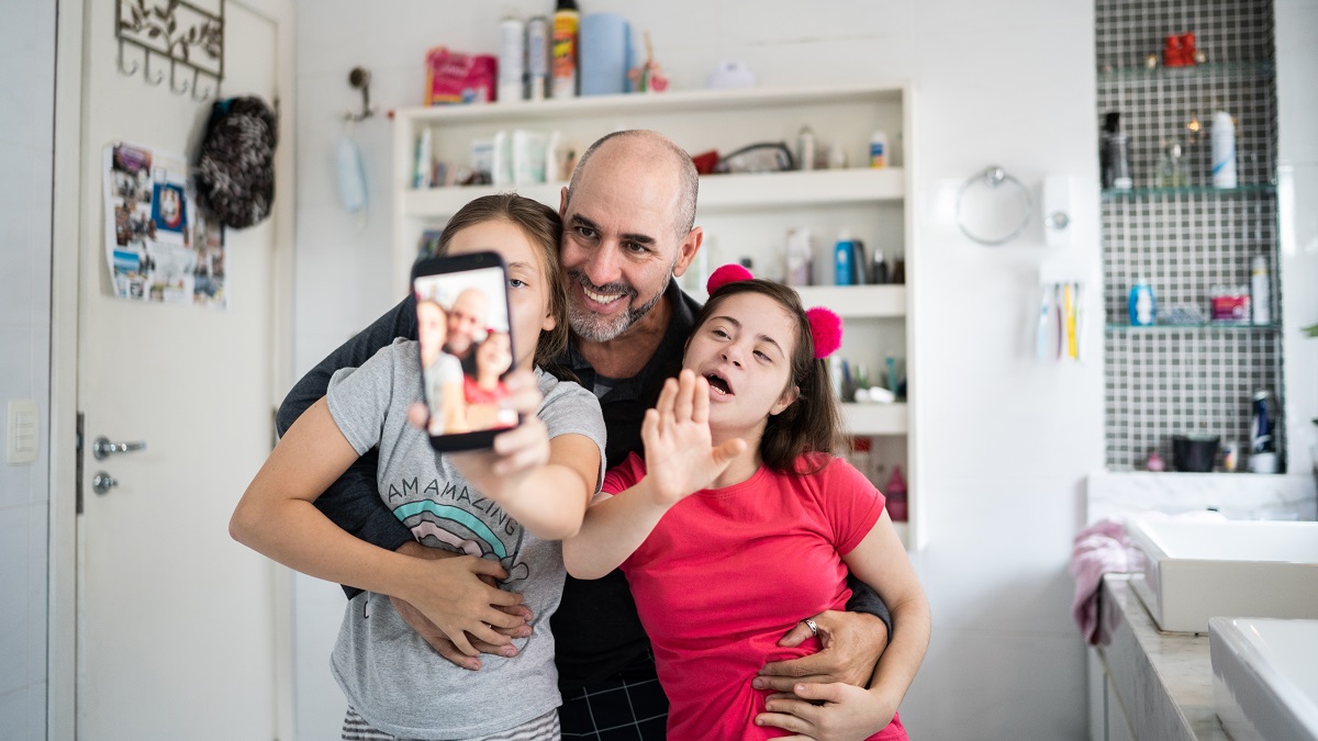 building-connections-how-social-media-can-help-rare-disease-patients