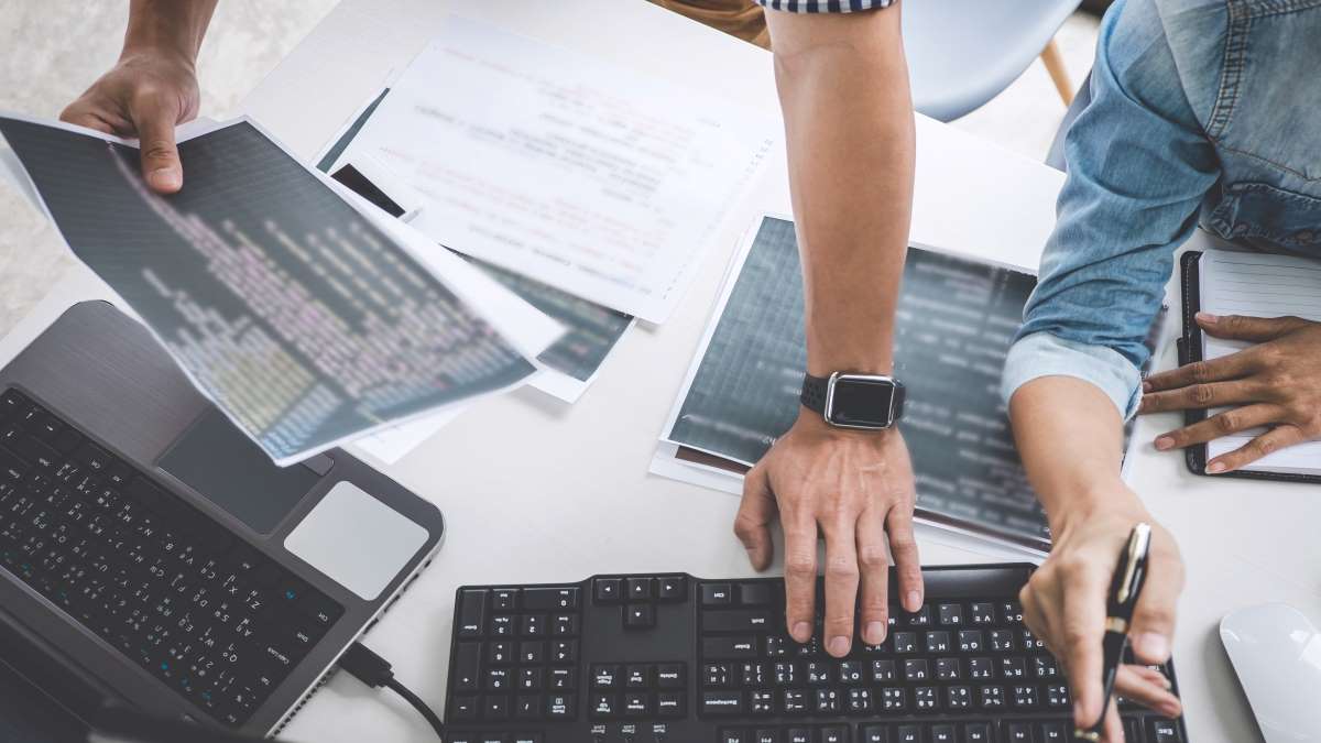 how-to-manage-and-mitigate-cyber-risk-in-an-evolving-threat-landscape