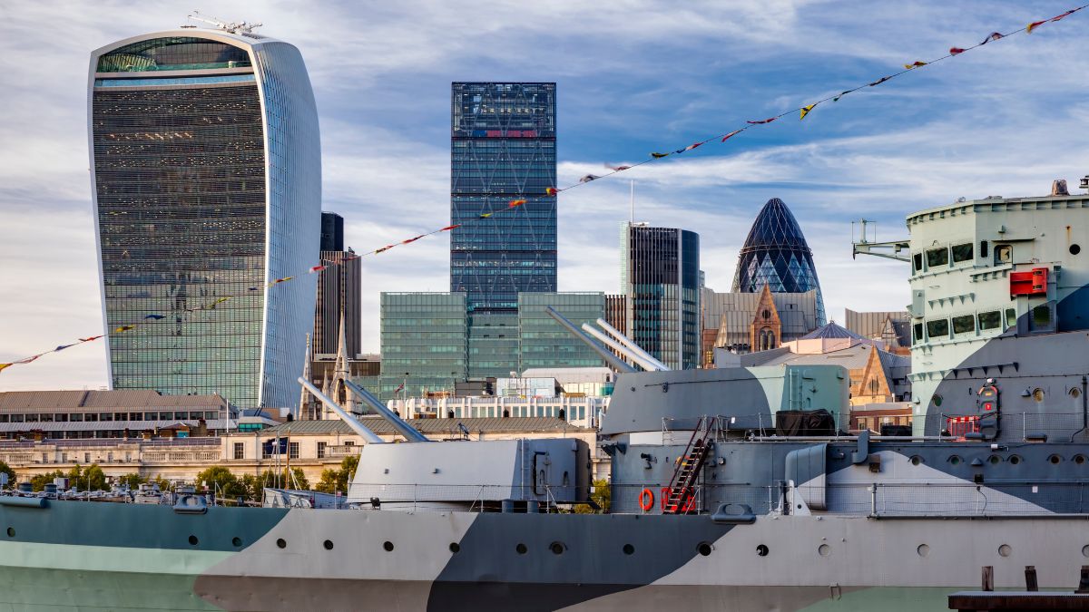 complex-world-ceos-must-tap-geopolitical-expertise